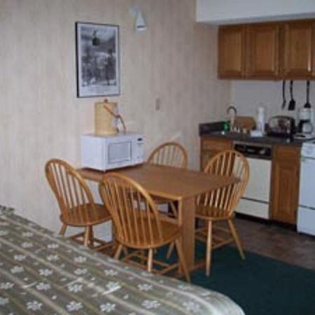 The Lodge At Lincoln Station Ruang foto