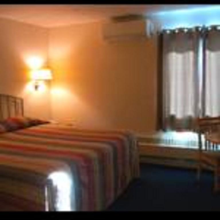 The Lodge At Lincoln Station Bagian luar foto