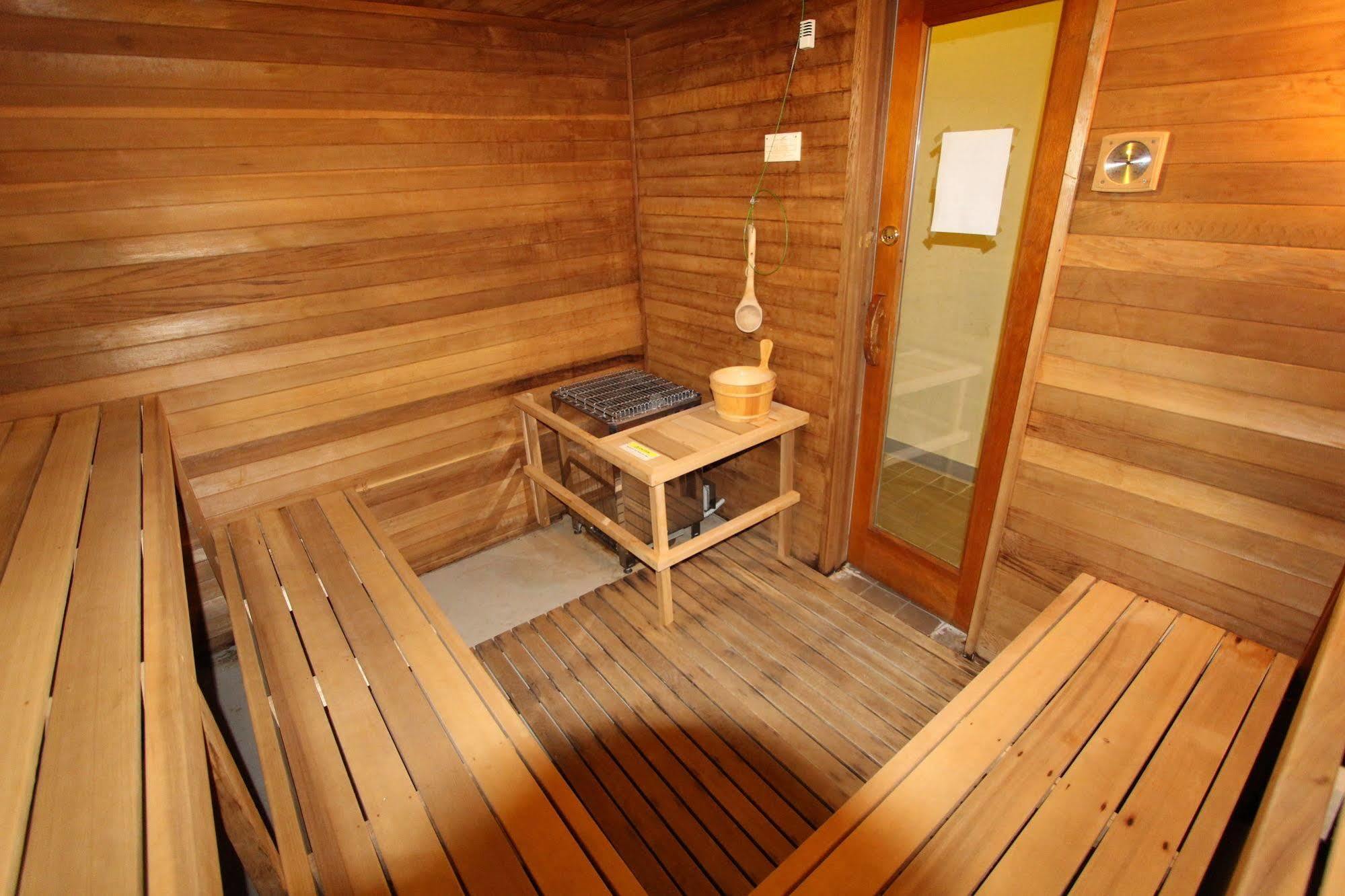 The Lodge At Lincoln Station Bagian luar foto